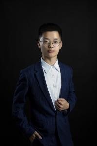 ******设计师--姚函